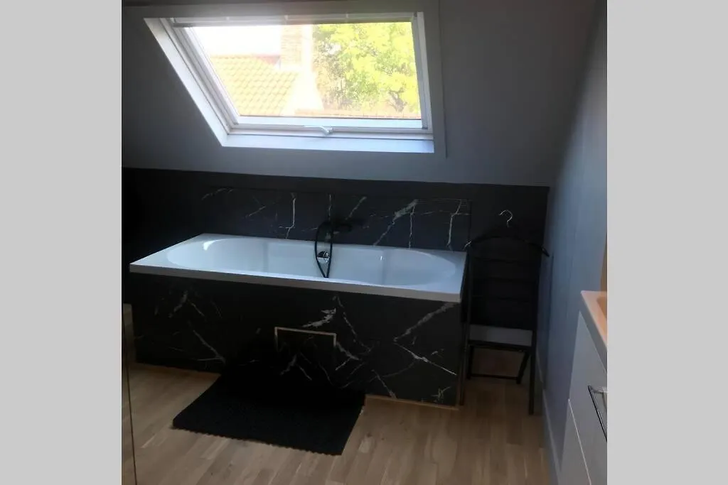 Hébergement de vacances Maison D'Or suite met luxegevoel + sauna infrarood Bruges